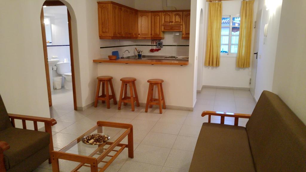 Apartamentos Martell Playa de Santiago  Exterior foto